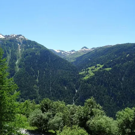 Lägenhet 2 Pieces Pour 6 Pers. Proche Commerces Et Pistes - Fr-1-411-79